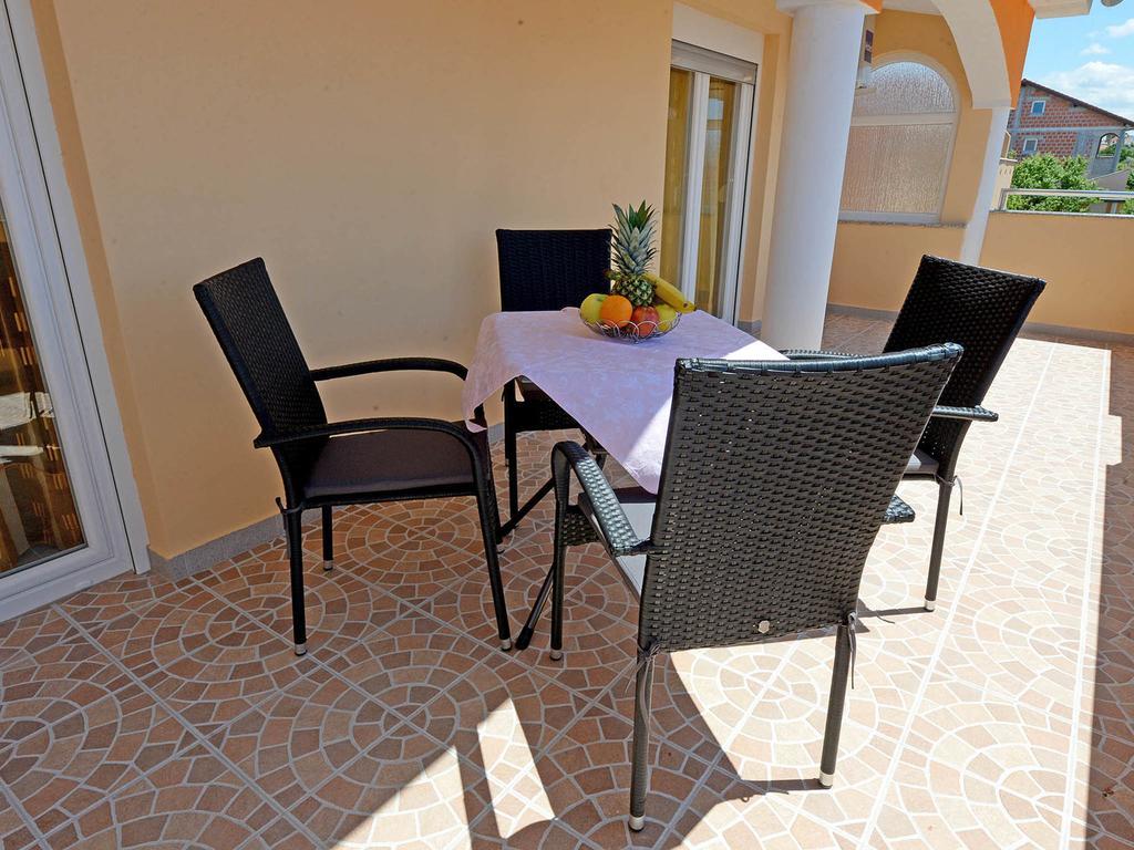 Apartman Adriana ซาดาร์ ภายนอก รูปภาพ