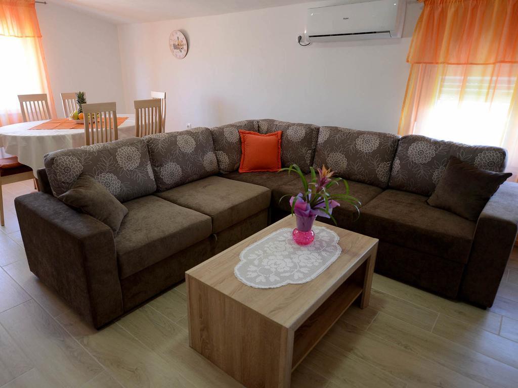 Apartman Adriana ซาดาร์ ภายนอก รูปภาพ