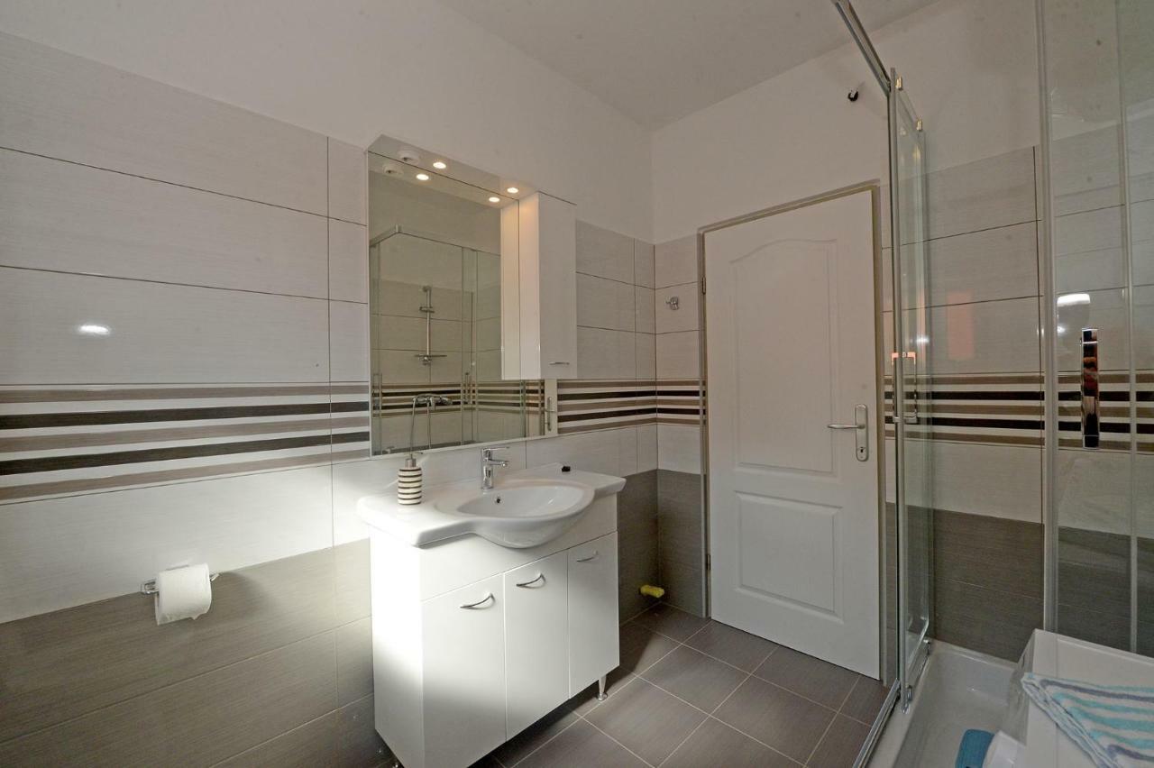 Apartman Adriana ซาดาร์ ภายนอก รูปภาพ