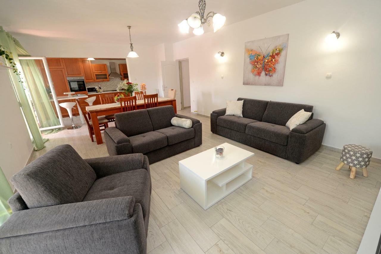 Apartman Adriana ซาดาร์ ภายนอก รูปภาพ
